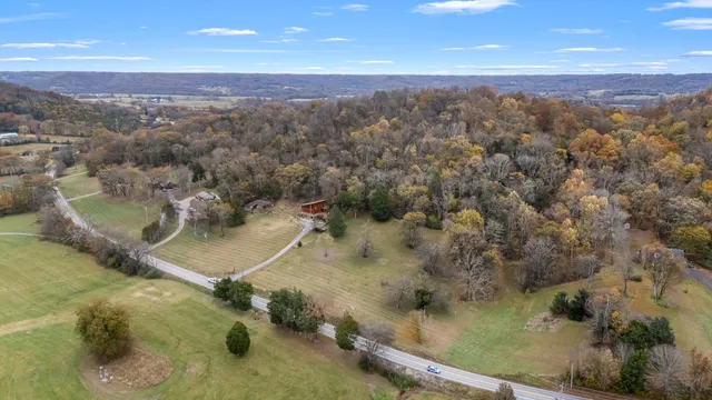 $575,000 | 4664 Highway 64 E Wartrace Tn 37183 East, Wartrace, TN 37183