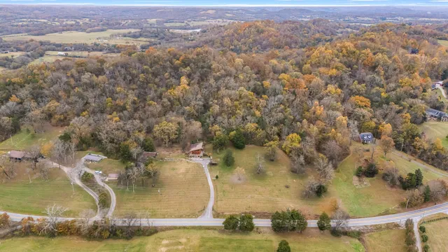 $575,000 | 4664 Highway 64 E Wartrace Tn 37183 East, Wartrace, TN 37183