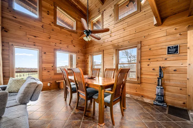 $575,000 | 4664 Highway 64 E Wartrace Tn 37183 East, Wartrace, TN 37183