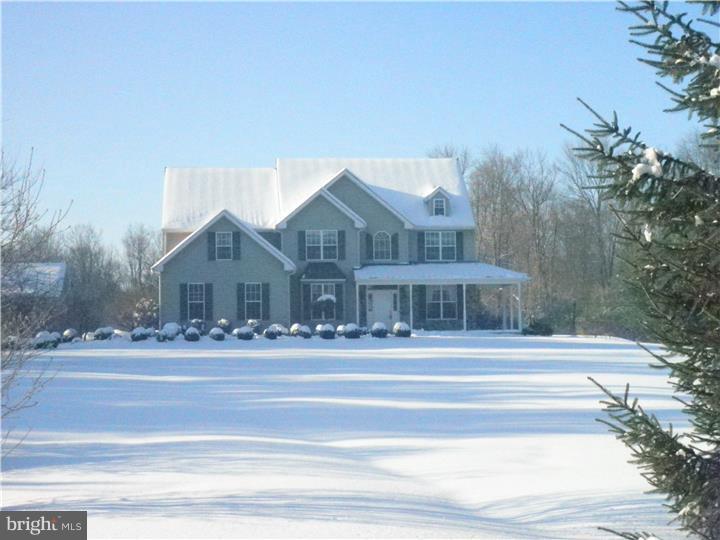 1340 Roudenbush Road Quakertown, PA 18951 - Photo 2 of 25 Front Yard
