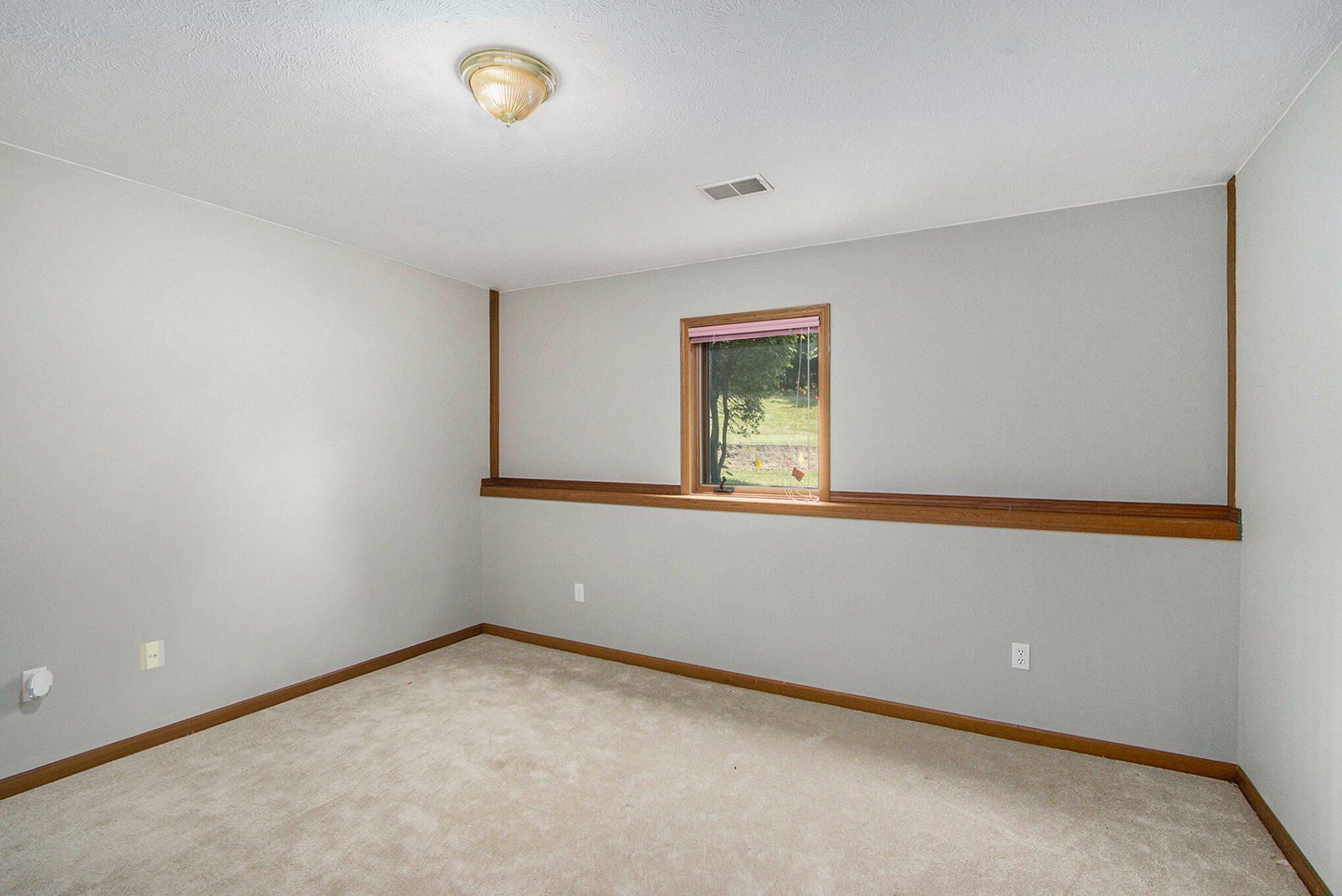 5965 Wood Valley Road Kalamazoo, MI 49009 - Photo 18 of 30 2nd bedroom downstairs