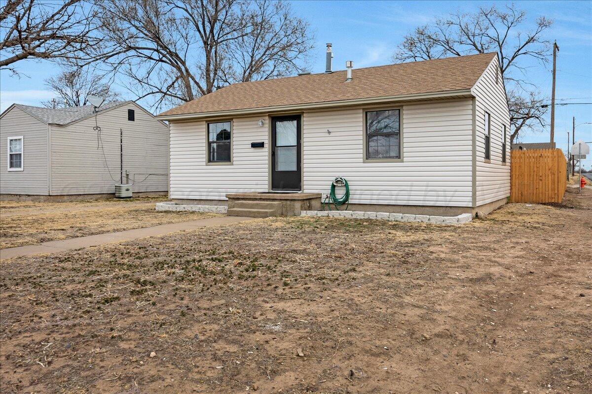 4521 South Bonham Street Amarillo, TX 79110 - Photo 2 of 16 02-Front 2