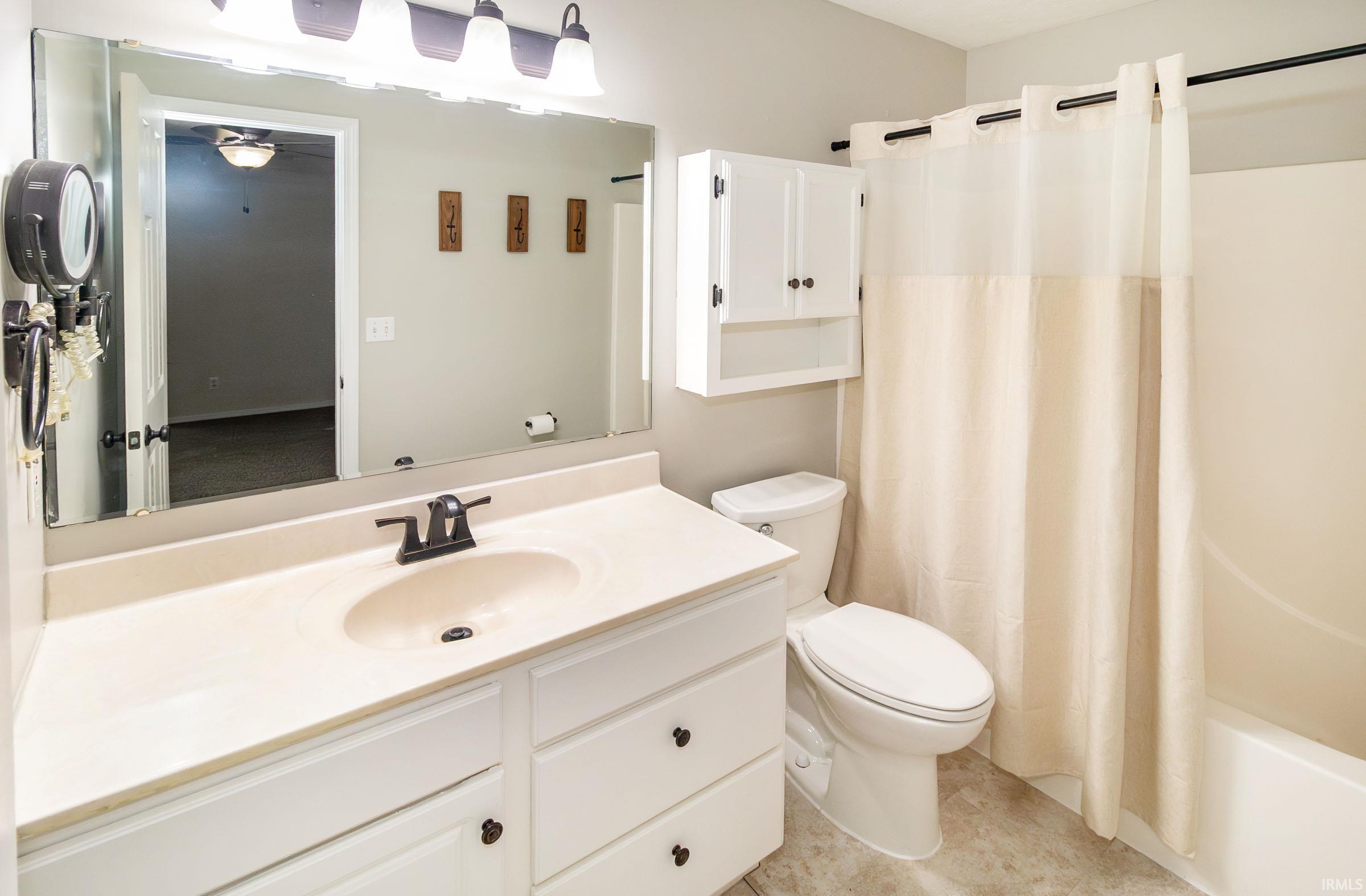 323 East Evergreen Road Evansville, IN 47711 - Photo 17 of 23