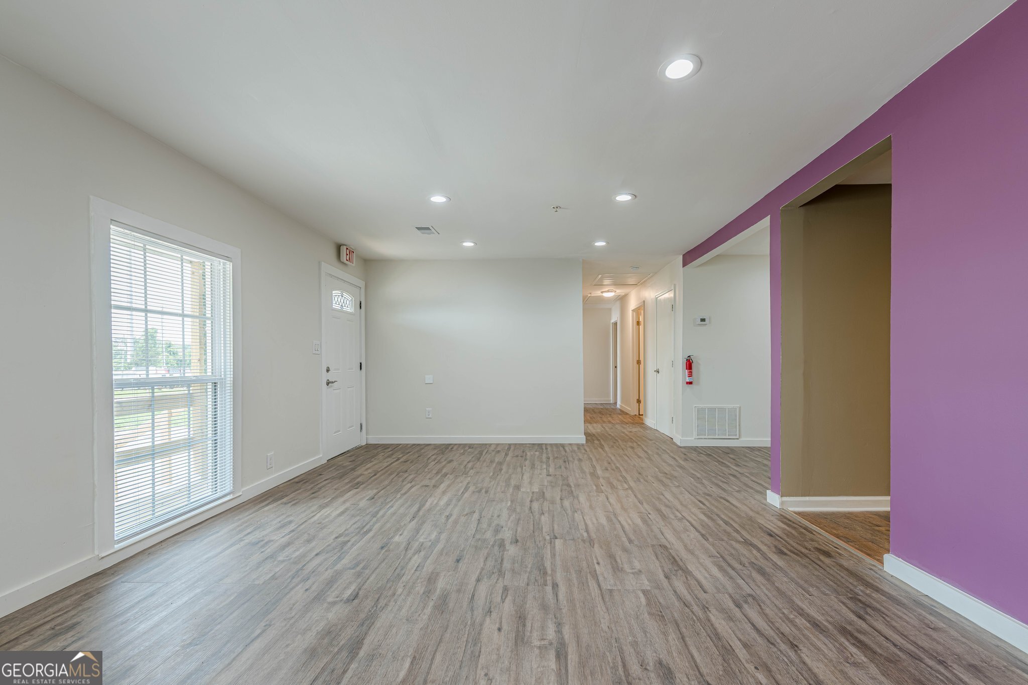 4806 Rockbridge Road Southwest Stone Mountain, GA 30083 - Photo 9 of 24