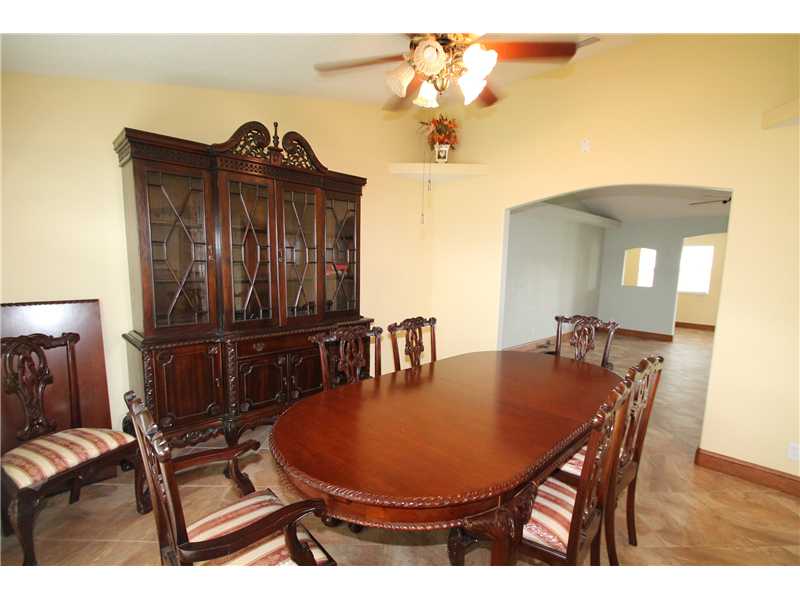 679 Roseland Road Sebastian, FL 32958 - Photo 14 of 25 Gallery Image 14