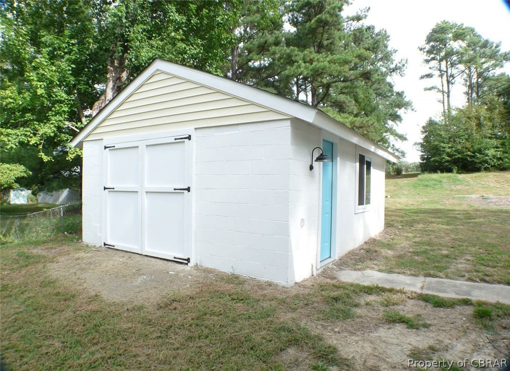 352 Chain Ferry Road Mattaponi, VA 23110 - Photo 9 of 49