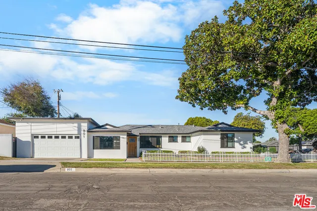 $980,000 | 801 South Courtney Avenue, Fullerton, CA 92833