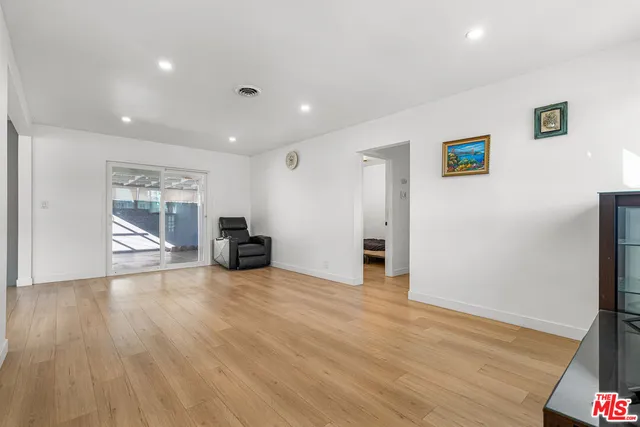 $980,000 | 801 South Courtney Avenue, Fullerton, CA 92833