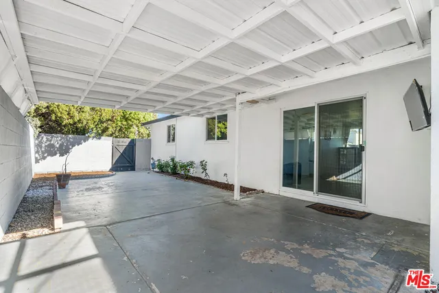 $980,000 | 801 South Courtney Avenue, Fullerton, CA 92833