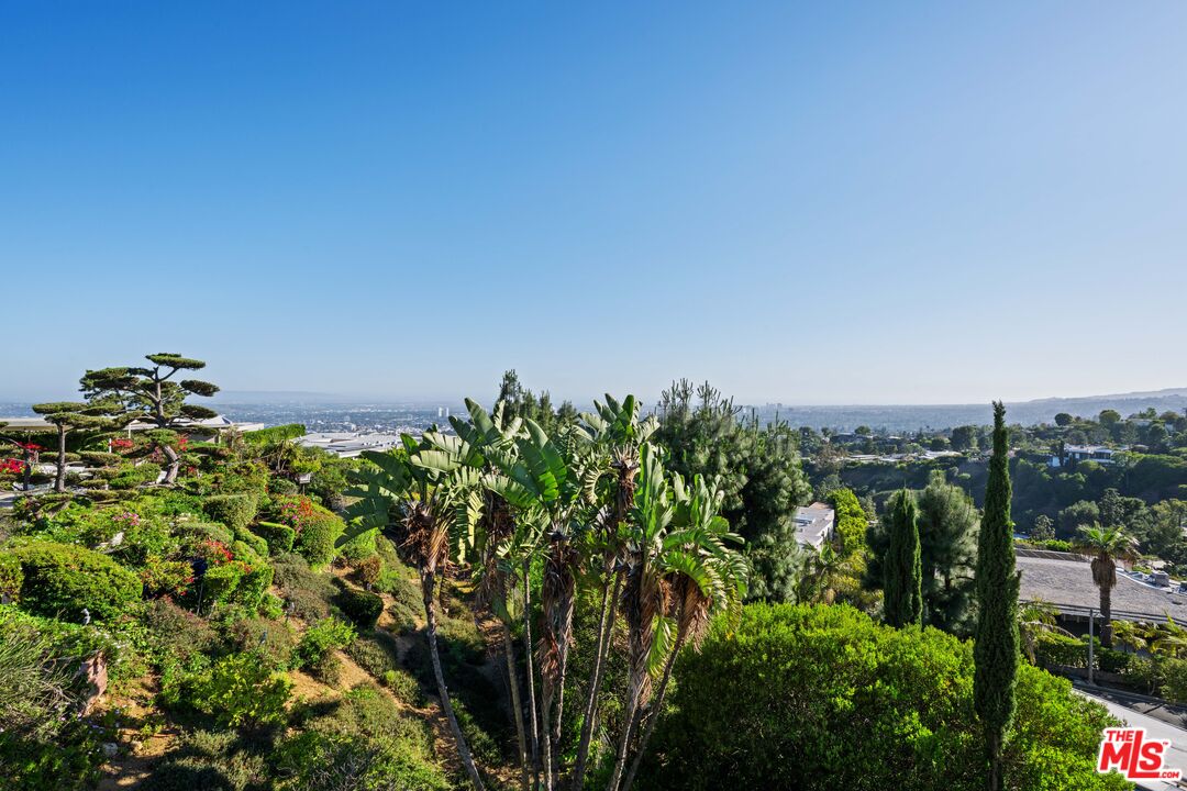 1575 Alexis Place Beverly Hills, CA 90210 - Photo 47 of 75