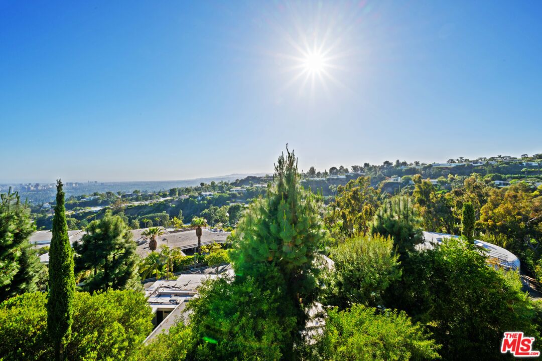 1575 Alexis Place Beverly Hills, CA 90210 - Photo 48 of 75