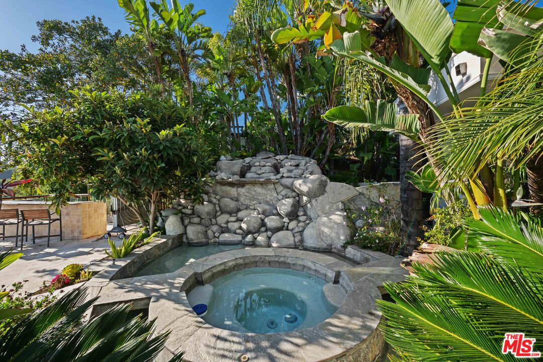 1575 Alexis Place Beverly Hills, CA 90210 - Photo 52 of 75