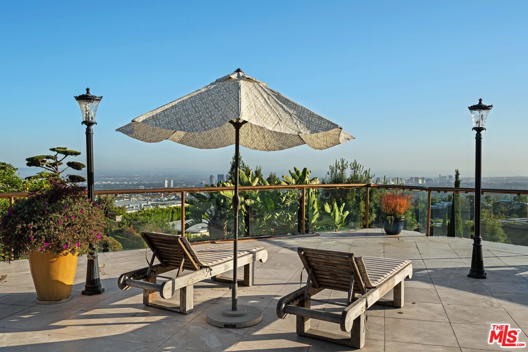 1575 Alexis Place Beverly Hills, CA 90210 - Photo 73 of 75