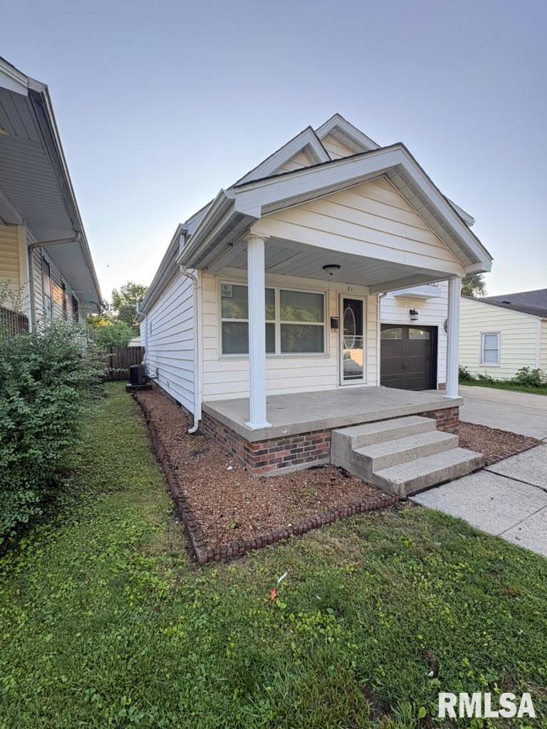 2117 North 17th Street Springfield, IL 62702 - Photo 3 of 31