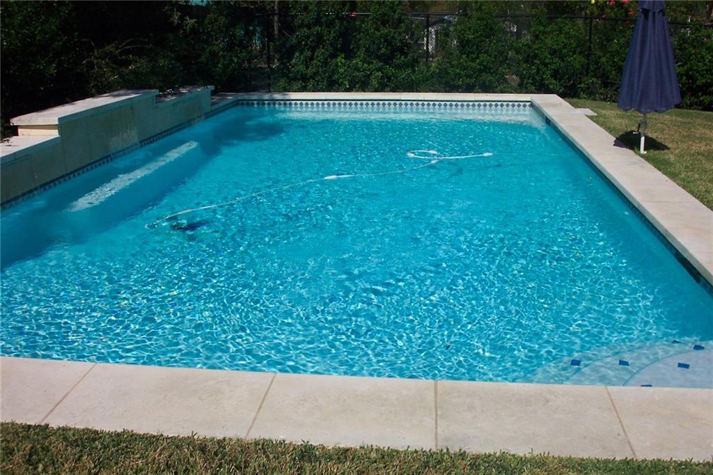 2718 East 22nd Street Austin, TX 78722 - Photo 7 of 7 a view of a backyard