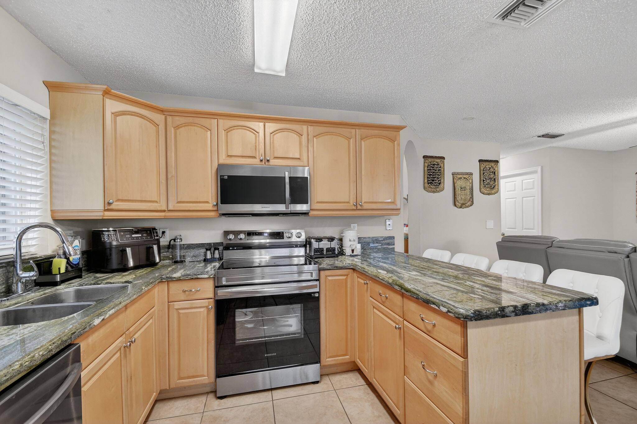 7150 Crawl Key Way Lake Worth, FL 33467 - Photo 19 of 77 19-web-or-mls-DSC_5914