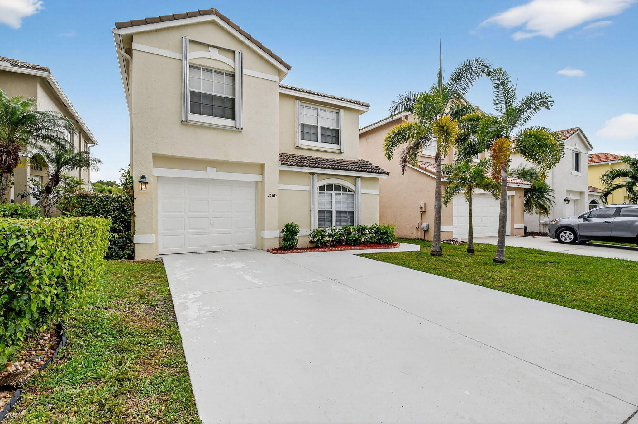 7150 Crawl Key Way Lake Worth, FL 33467 - Photo 3 of 77 3-web-or-mls-DSC_5830