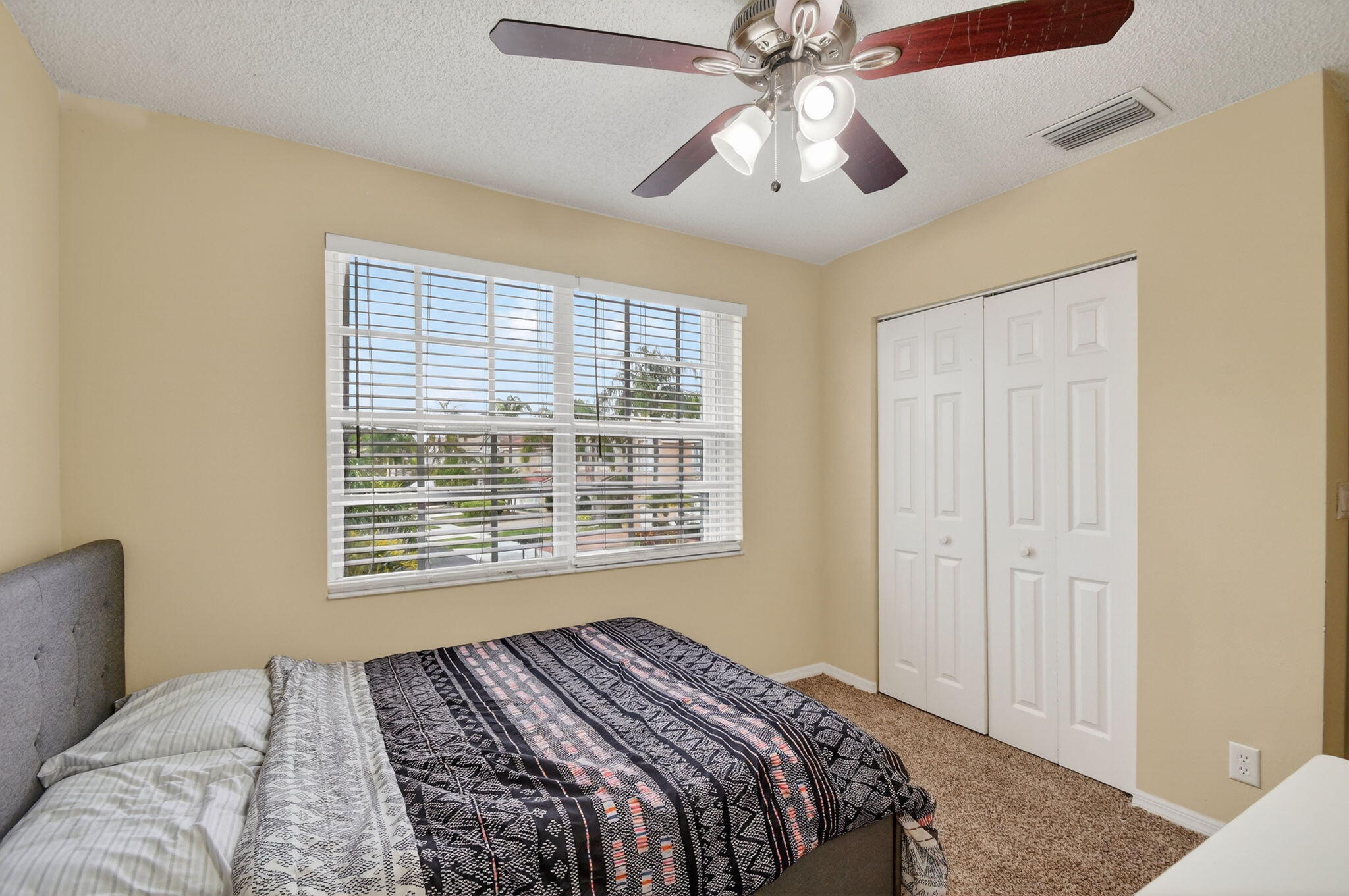 7150 Crawl Key Way Lake Worth, FL 33467 - Photo 36 of 77 36-web-or-mls-DSC_6003