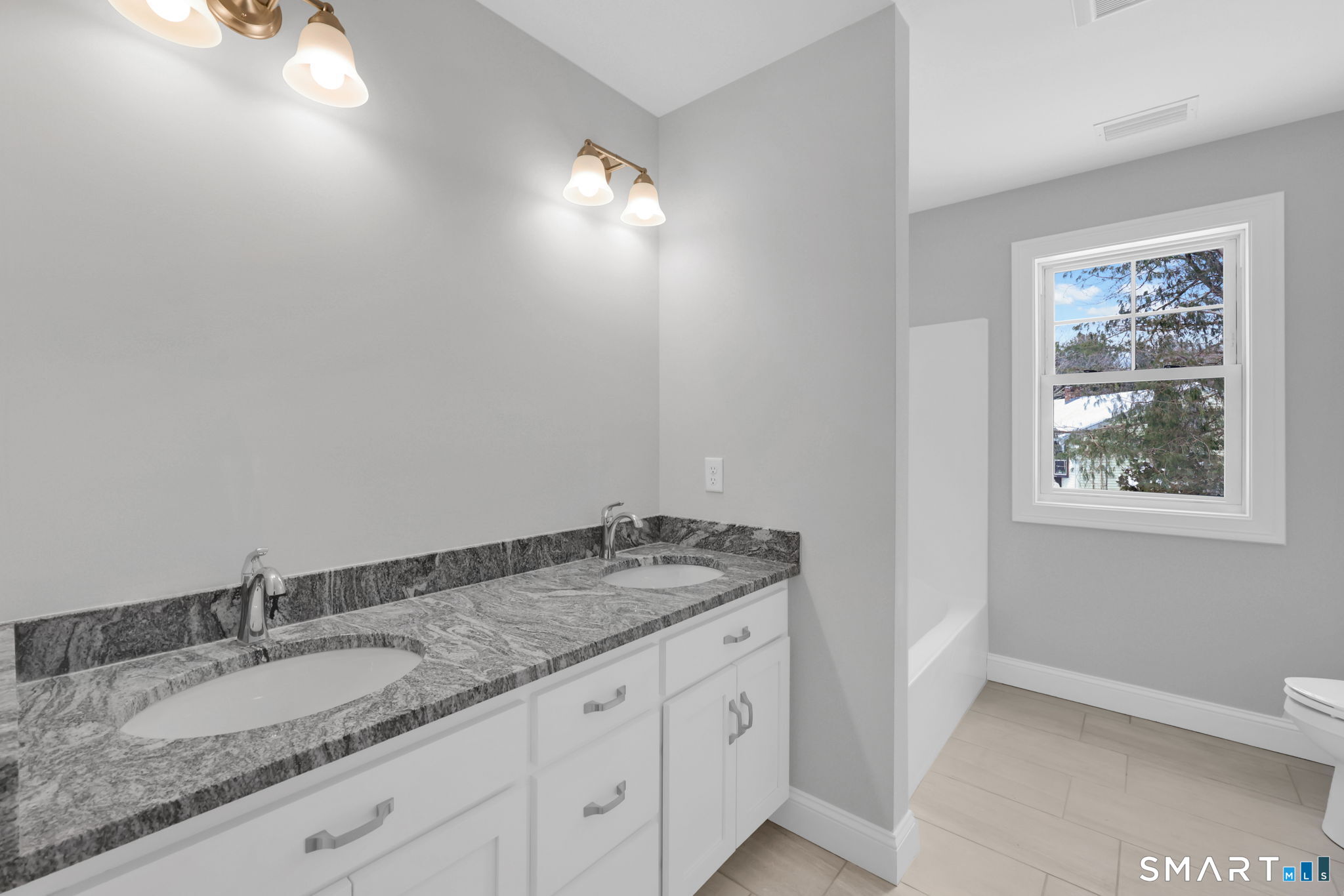 102 West Street Hebron, CT 06248 - Photo 27 of 39