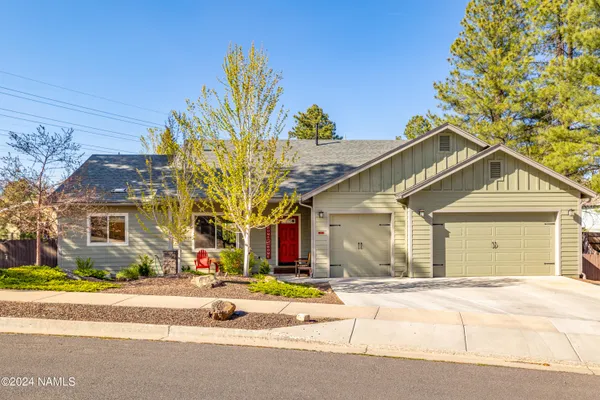 $749,000 | 24 East Tranquil Lane, Flagstaff, AZ 86005