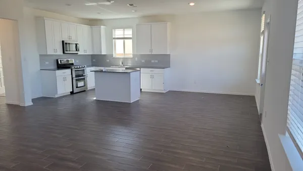 $2,495 | 541 Pickrell Loop, Georgetown, TX 78628