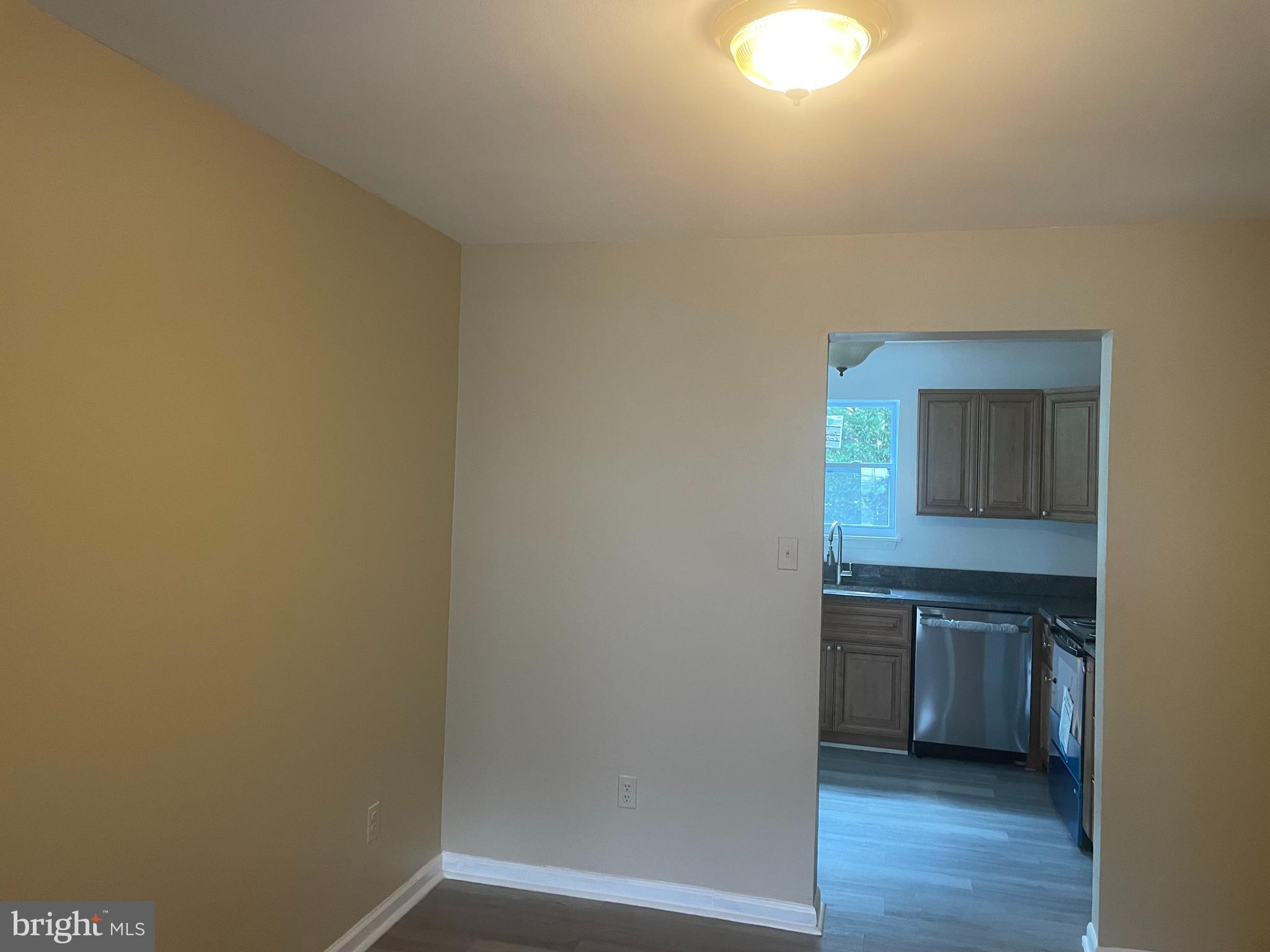 7107 Rutherford Green Circle Windsor Mill, MD 21244 - Photo 7 of 30 DINNING ROOM