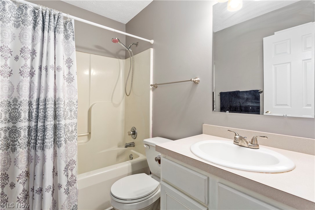 2483 Tallmadge Road Ravenna, OH 44266 - Photo 28 of 35 Main Bathroom