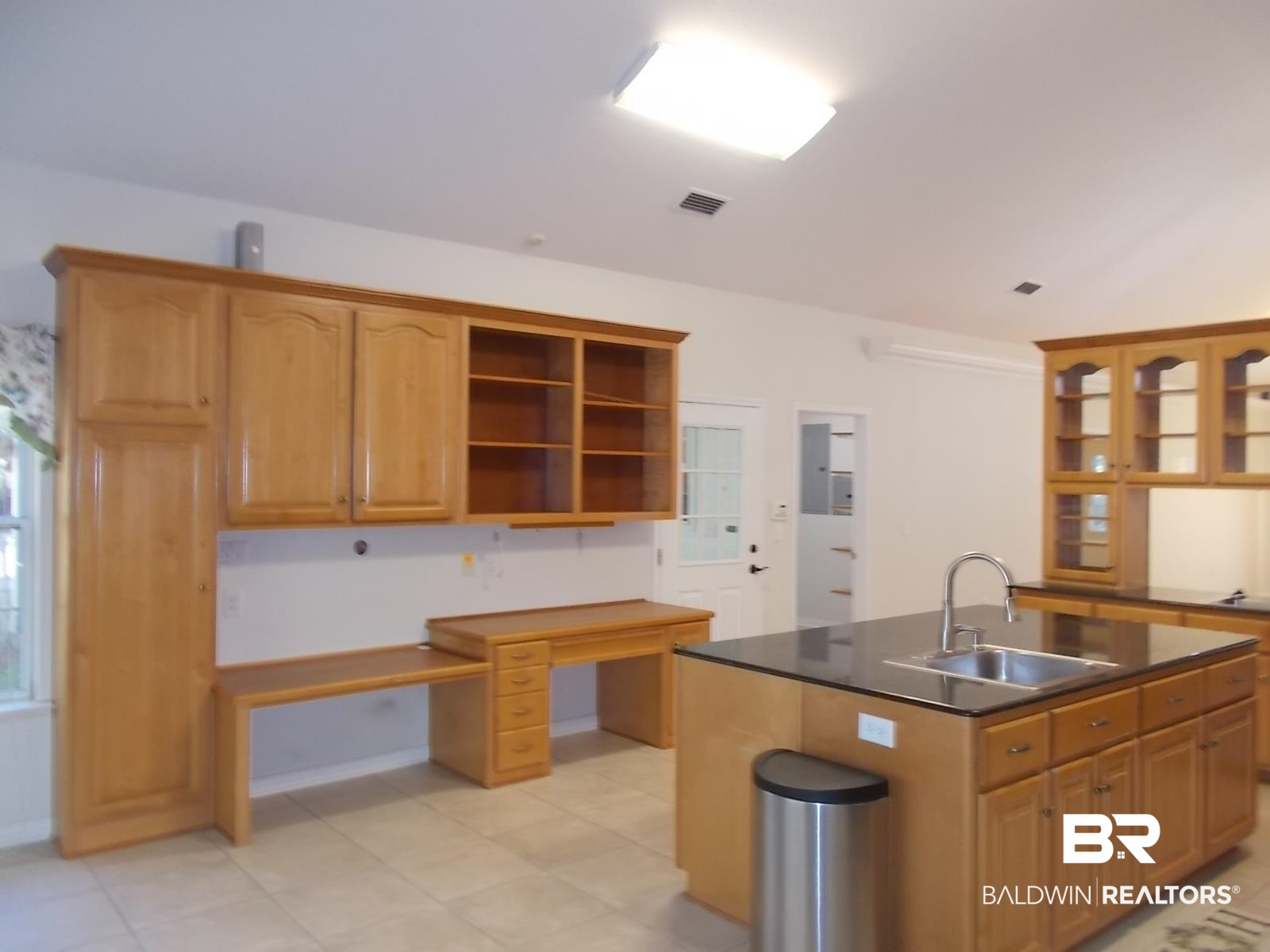 14287 County Road 48 Silverhill, AL 36576 - Photo 9 of 28 Kitchen