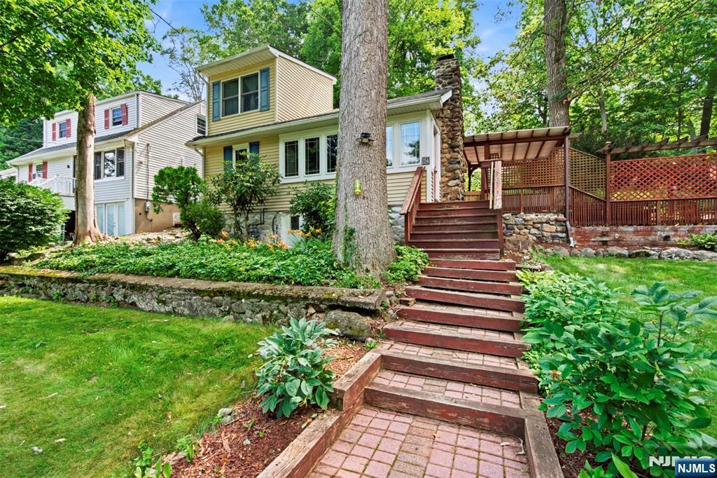 24 Hillside Road Ringwood, NJ 07456 - Photo 4 of 25