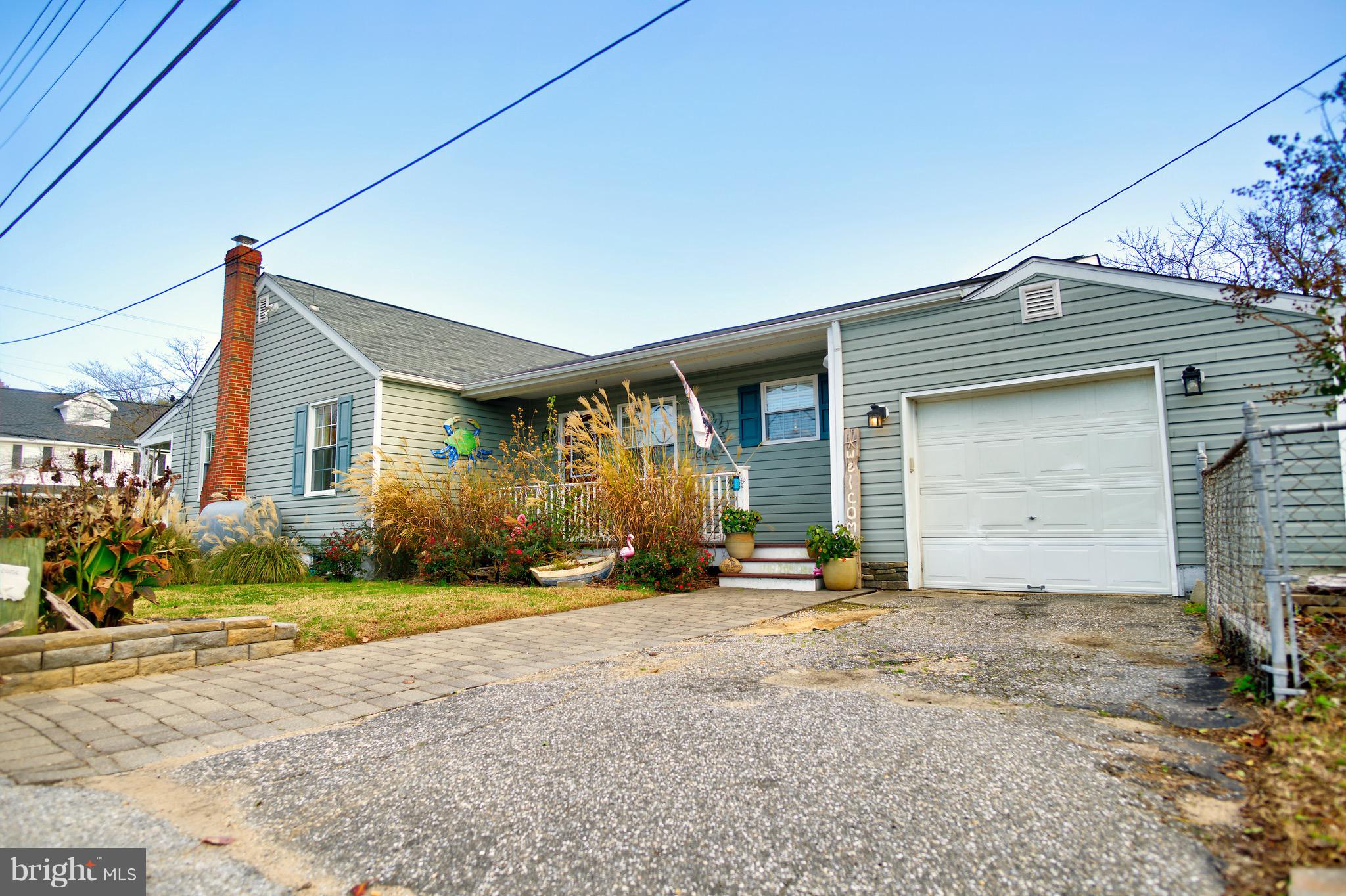 8434 Arbutus Road Pasadena, MD 21122 - Photo 4 of 24 Gallery Image 4