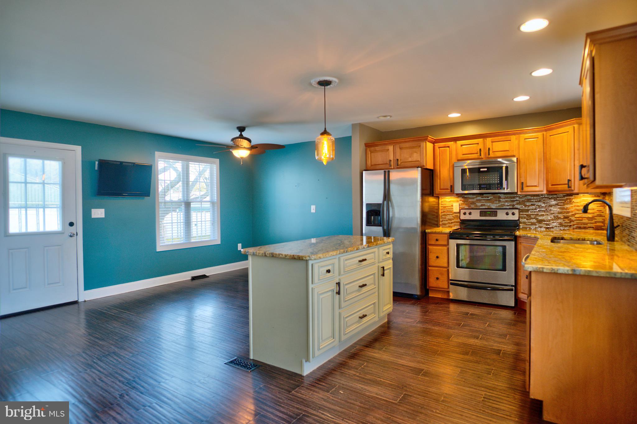 8434 Arbutus Road Pasadena, MD 21122 - Photo 6 of 24 Kitchen