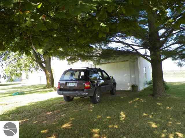 1072 South Morrison Road West Branch, MI 48661 - Photo 26 of 27 1748366-25.JPG