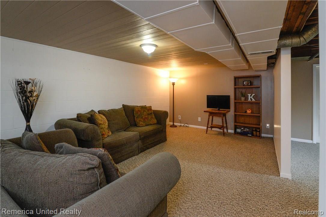 2020 Sexton Road Howell, MI 48843 - Photo 70 of 94 _AUG8789.jpg