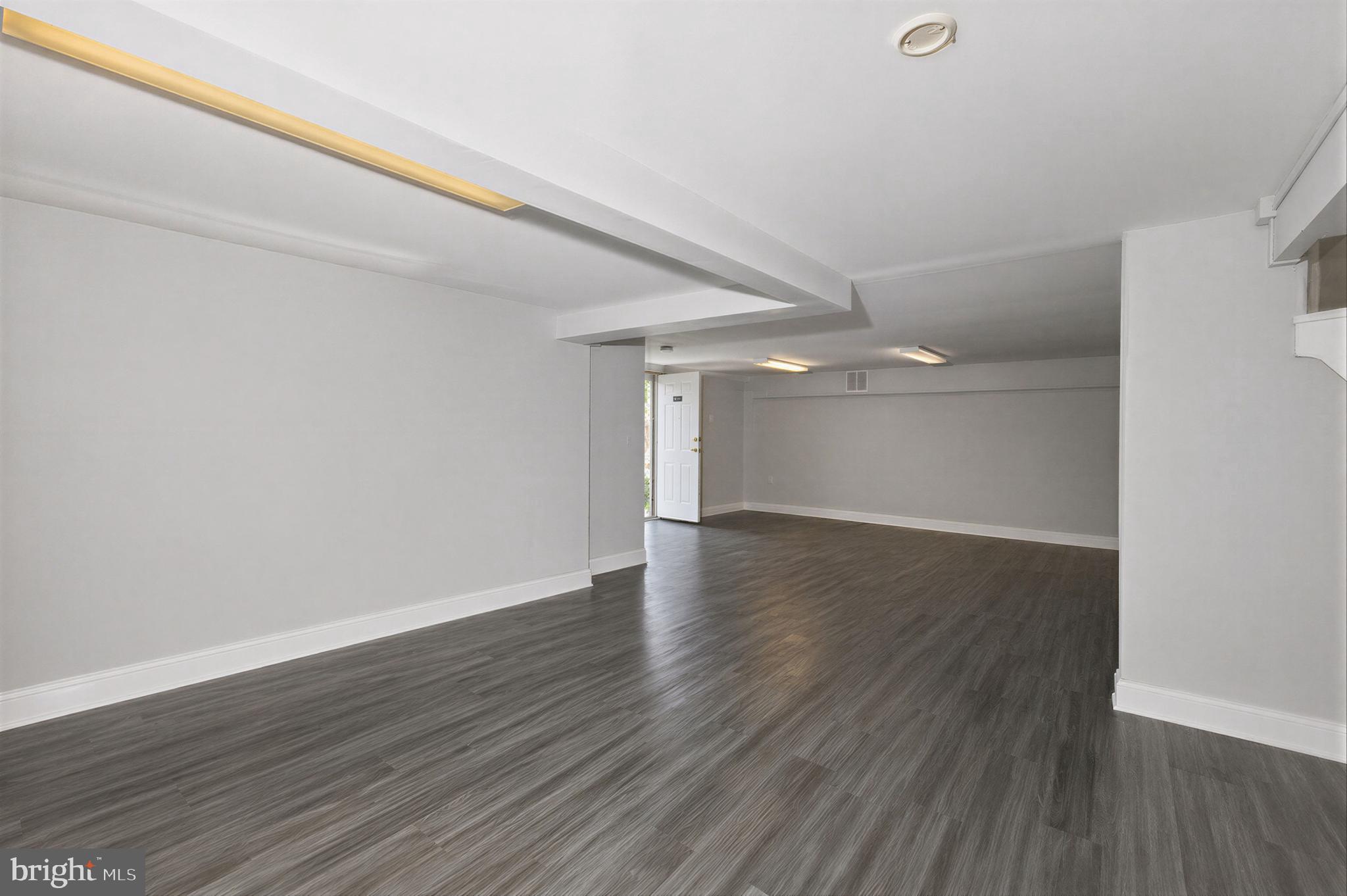 261 Upper Ferry Road Ewing, NJ 08628 - Photo 23 of 30
