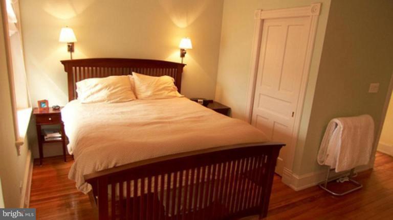 33 R Street Northwest Washington, DC 20001 - Photo 21 of 25 Master Bedroom #3
