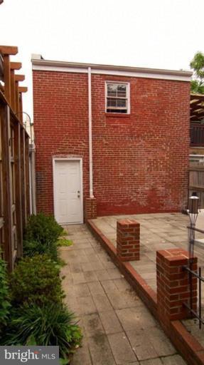 33 R Street Northwest Washington, DC 20001 - Photo 25 of 25 Garage 1