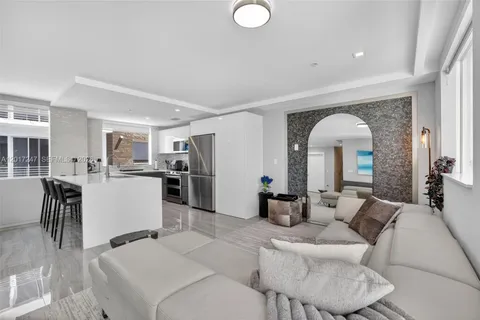 $1,295,000 | 700 Northeast 14th Avenue, Unit 311, Fort Lauderdale, FL 33304