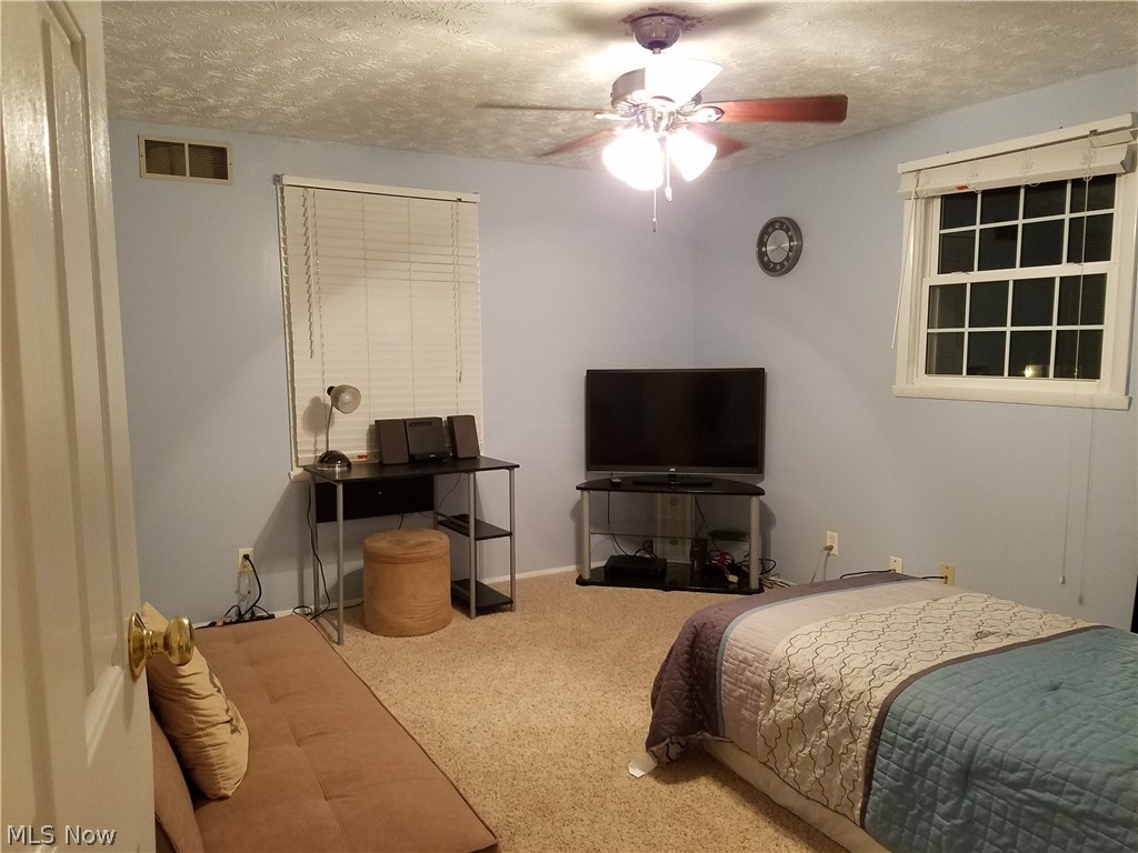 7674 Raglan Drive Northeast Warren, OH 44484 - Photo 13 of 21 Gallery Image 13