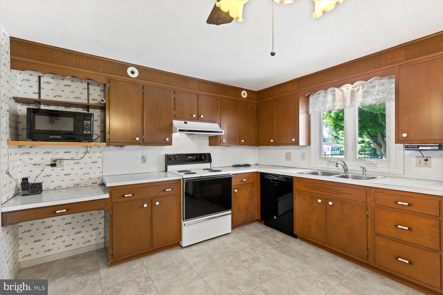 13 Ridge Road Lititz, PA 17543 - Photo 13 of 42