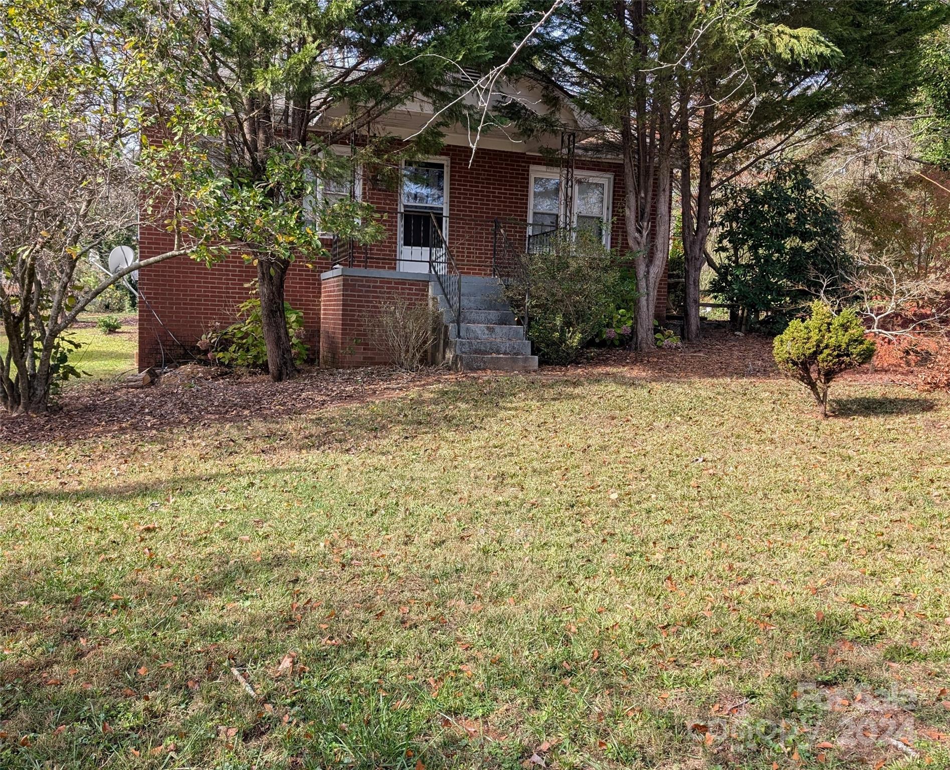 170 Stephens Road Morganton, NC 28655 - Photo 2 of 11 Gallery Image 2
