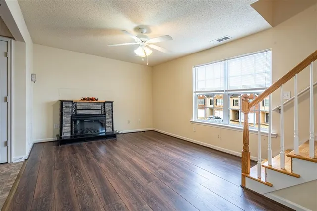 $1,500 | 43 Middlebrook Drive, Cartersville, GA 30120