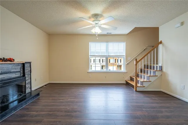 $1,500 | 43 Middlebrook Drive, Cartersville, GA 30120