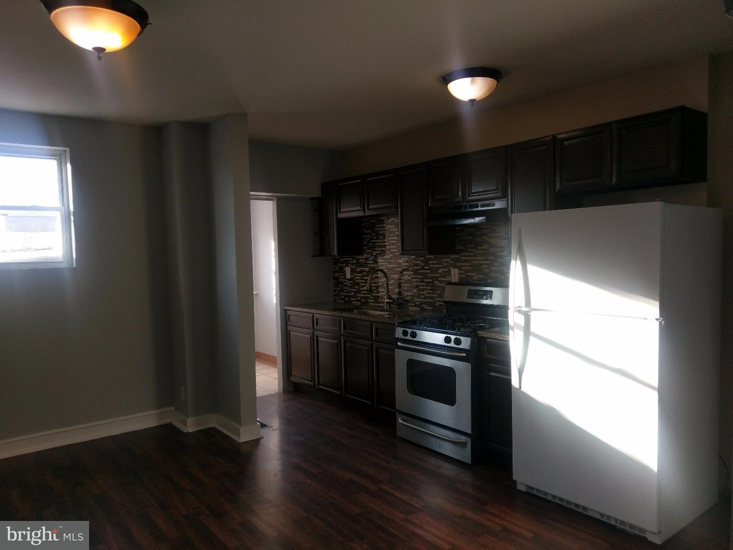 218 Kent Road Upper Darby, PA 19082 - Photo 5 of 9 Kitchen