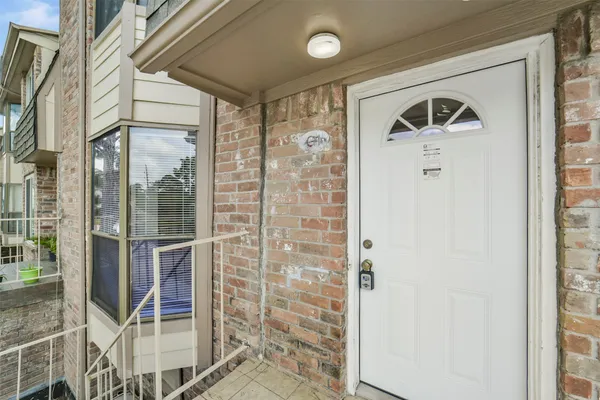 $1,400 | 2019 Place Rebecca Lane, Unit G1, Houston, TX 77090