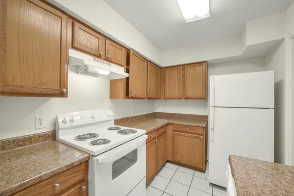 $1,400 | 2019 Place Rebecca Lane, Unit G1, Houston, TX 77090