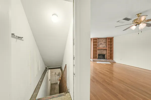 $1,400 | 2019 Place Rebecca Lane, Unit G1, Houston, TX 77090