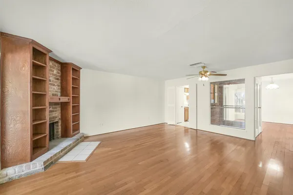 $1,400 | 2019 Place Rebecca Lane, Unit G1, Houston, TX 77090