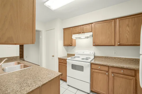 $1,400 | 2019 Place Rebecca Lane, Unit G1, Houston, TX 77090
