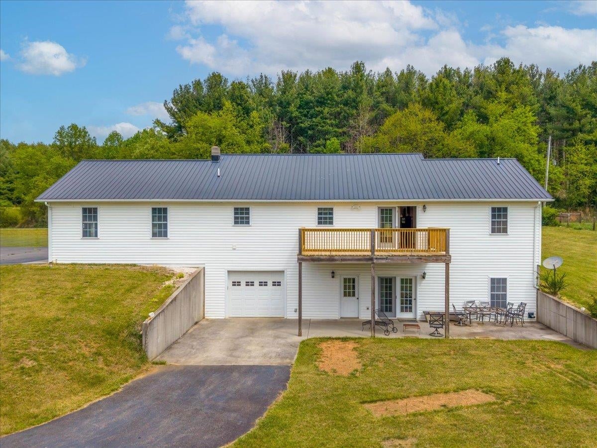 1168 Canning Factory Road Southwest Floyd, VA 24091 - Photo 31 of 48 Gallery Image 31