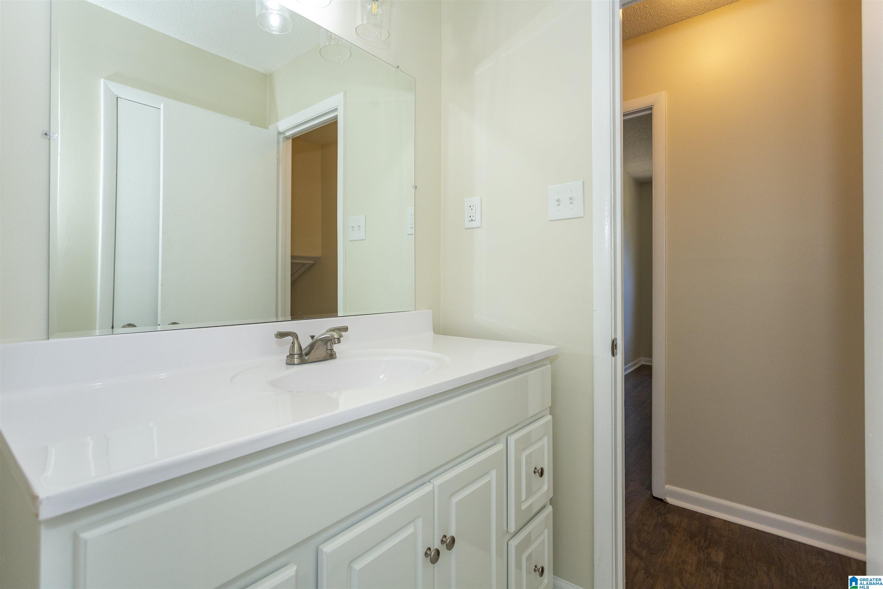 1320 Hall Street Southwest Birmingham, AL 35211 - Photo 34 of 42